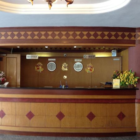 Lai Lai Mutiara Hotel Batam Bagian luar foto