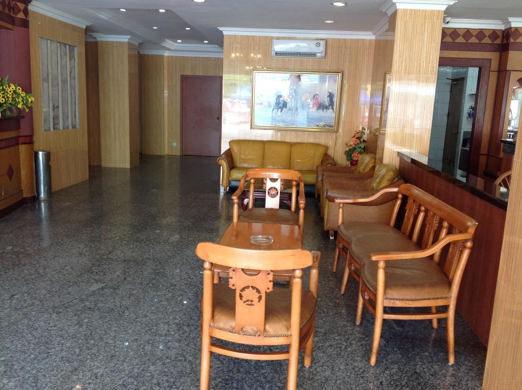 Lai Lai Mutiara Hotel Batam Bagian luar foto