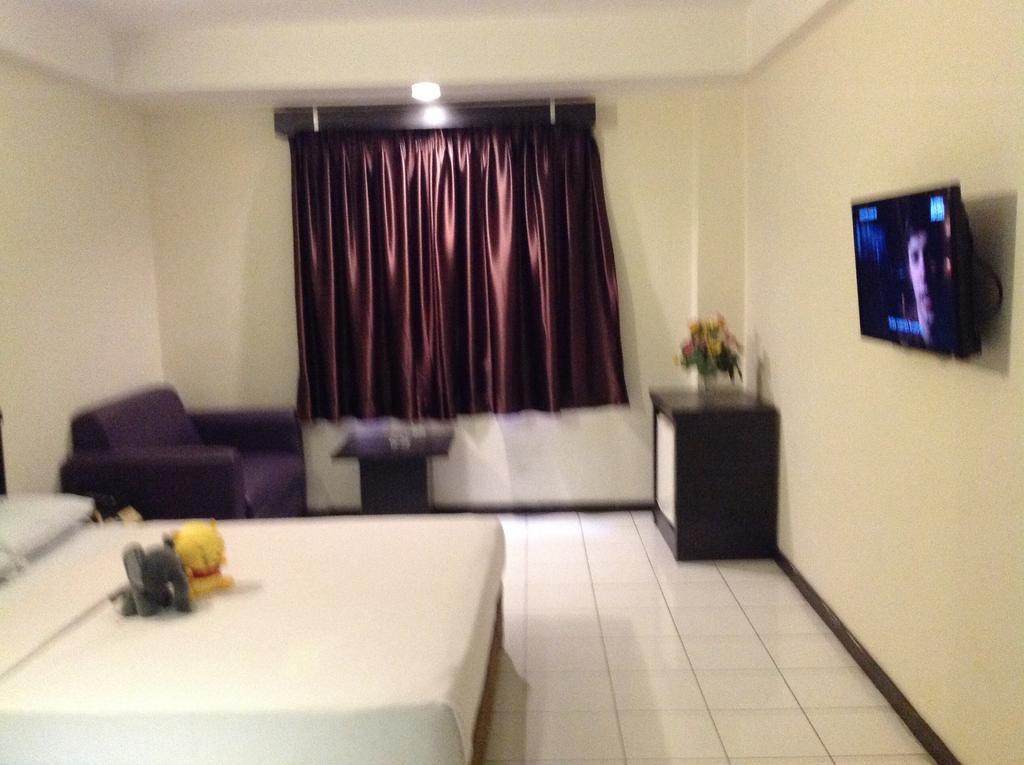 Lai Lai Mutiara Hotel Batam Bagian luar foto