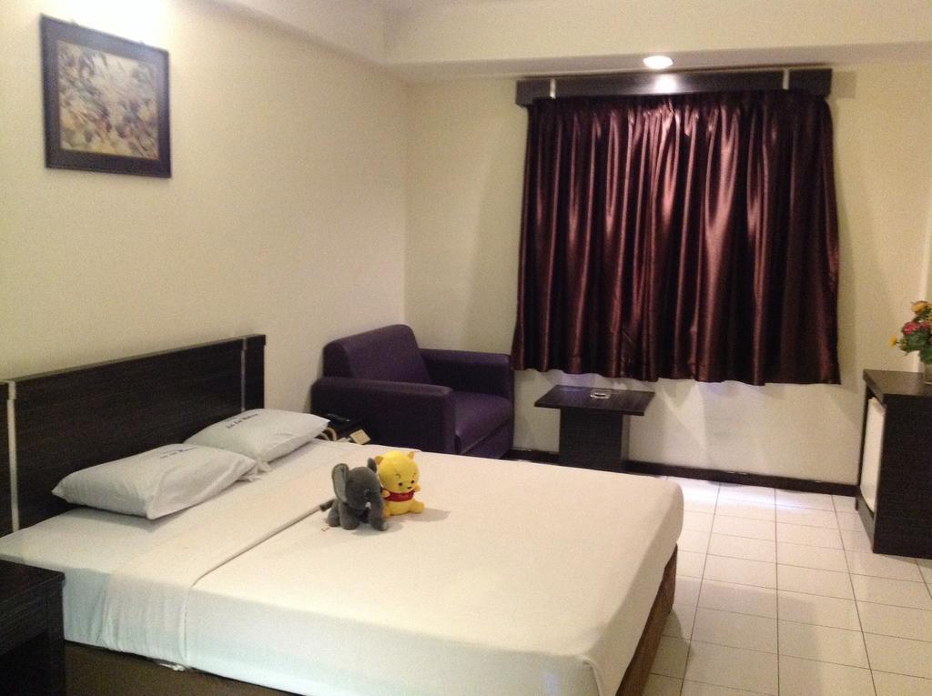 Lai Lai Mutiara Hotel Batam Bagian luar foto