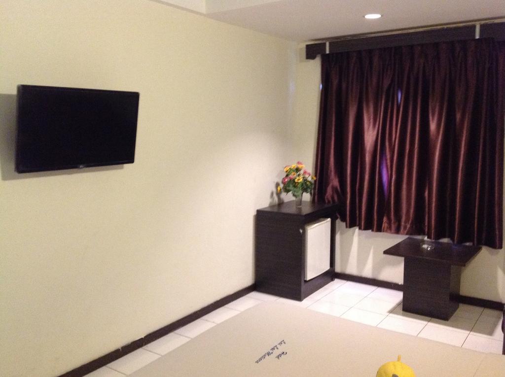 Lai Lai Mutiara Hotel Batam Bagian luar foto